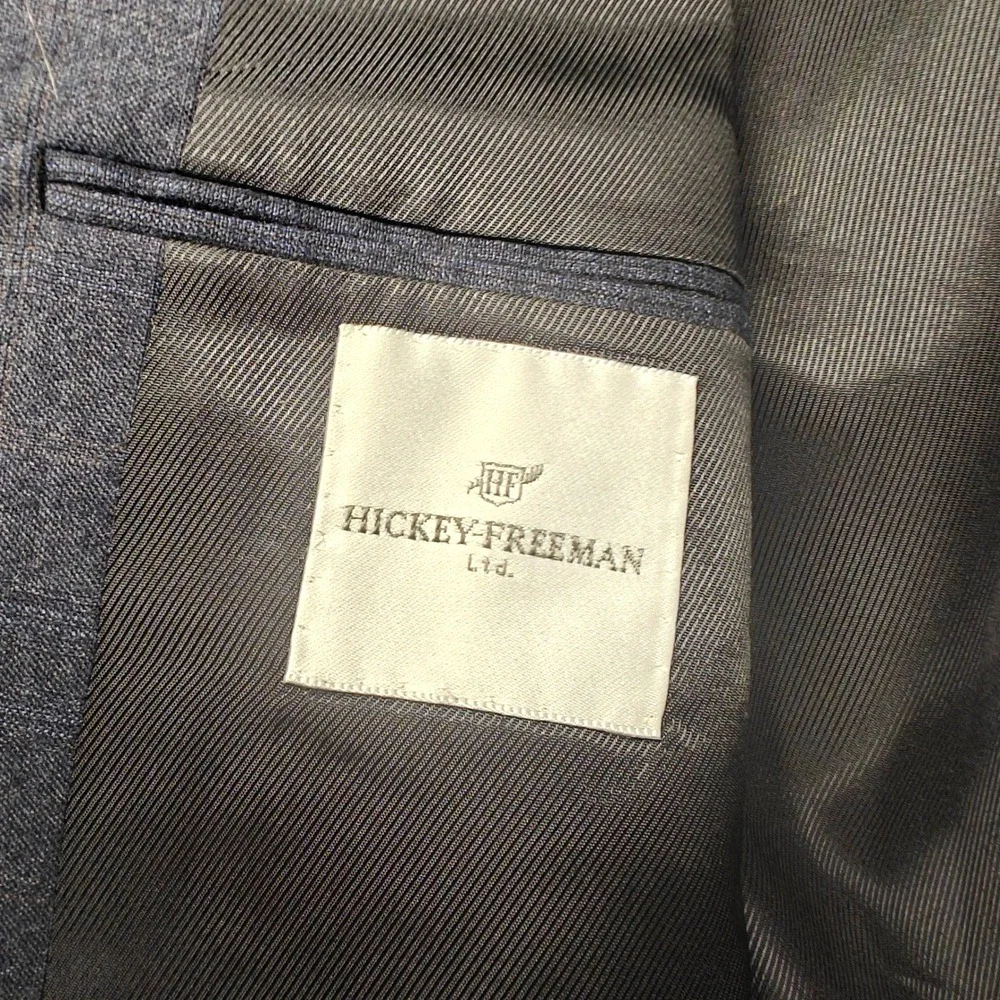 Hickey Freeman GlenCheck Navy Blue GlenPlaid Wool 3 Button Blazer Sport Coat USA